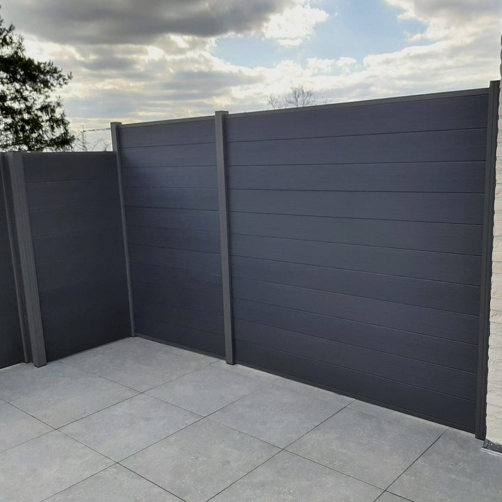 Composiet Schutting Houtnerf Zwart Eiken - Exclusive