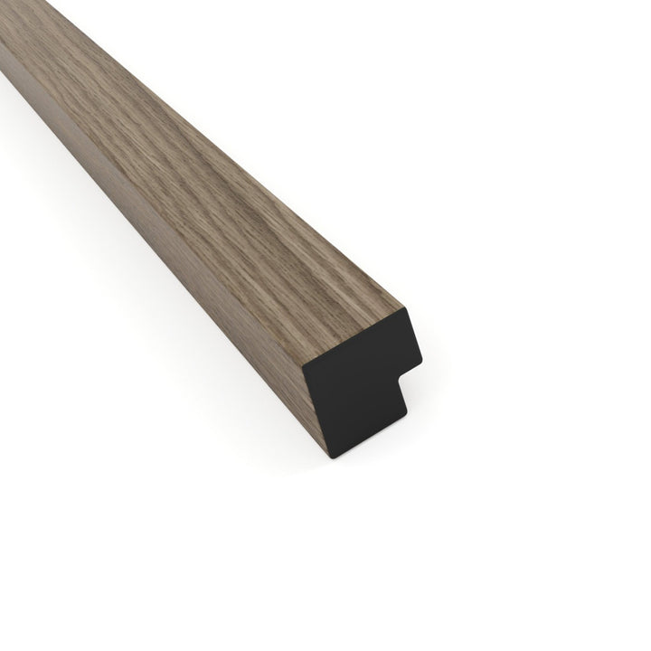 Eindlat Licht Eiken – Afwerkprofiel voor wandpanelen of schuttingen in houtlook
